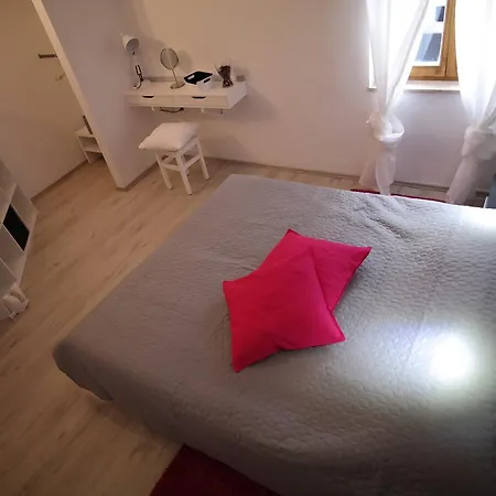 Hedona Apartment Pula